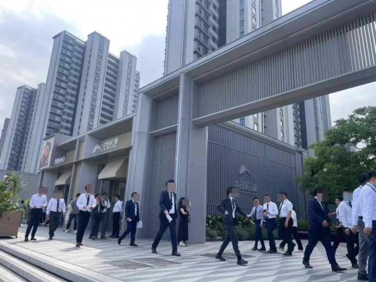 “外国学者福建行”活动走进泉州 看历史 探产业 品文化